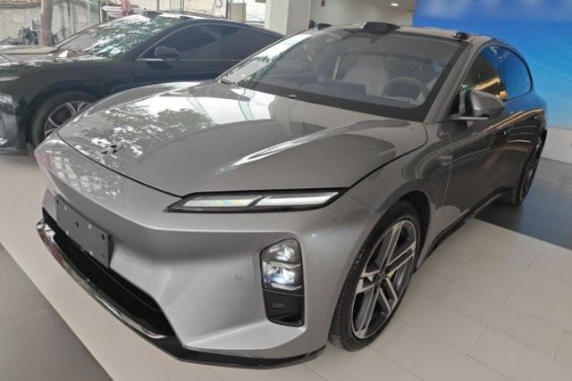 Used Nio ET5T 2025 Model Champion Commemorative Edition, 75kWh Touring