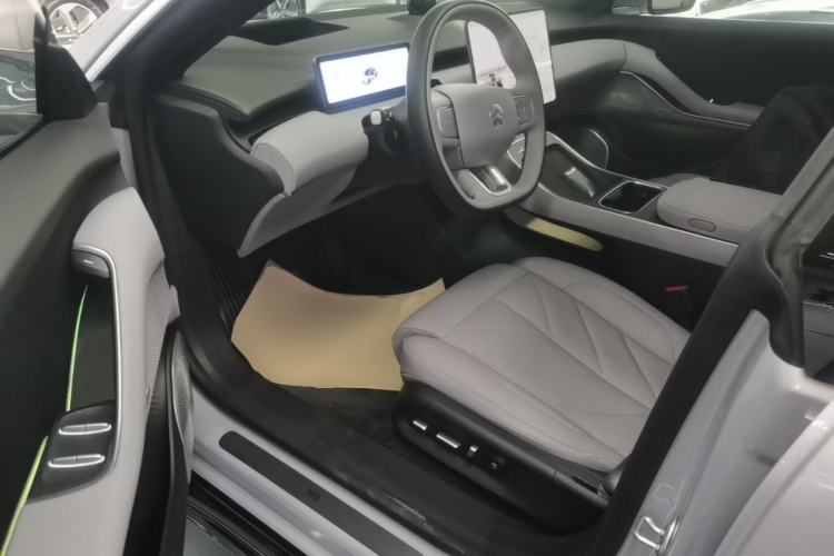 Used Nio ET5T 2025 75 kWh Touring Driver Seat