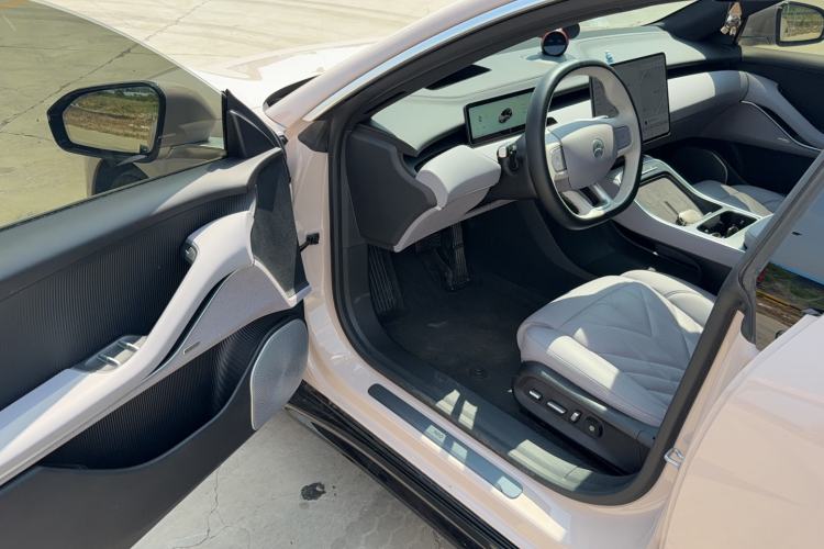Used Nio ET5T 2025 75 kWh Touring Driver Seat