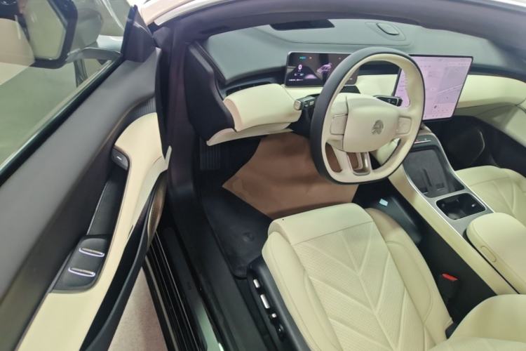 Used Nio ET5T 2025 75 kWh Touring Driver Seat