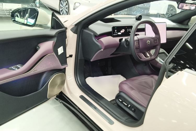 Used Nio ET5T 2025 75 kWh Touring Driver Seat