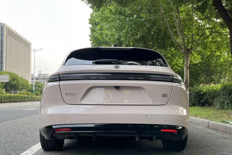 Used Nio ET5T 2025 75 kWh Touring Exterior 1