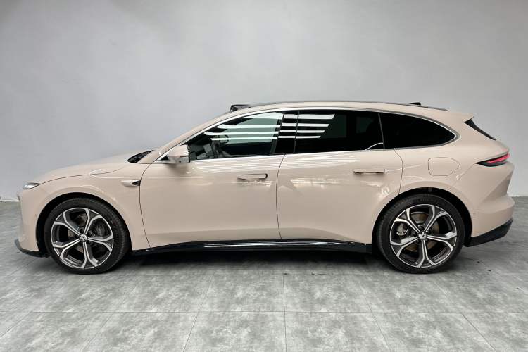 Used Nio ET5T 2025 75 kWh Touring Exterior 5