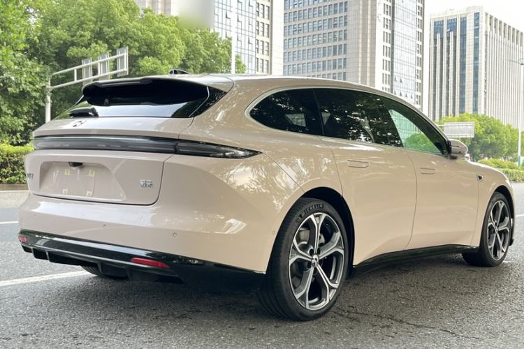 Used Nio ET5T 2025 75 kWh Touring Exterior 7