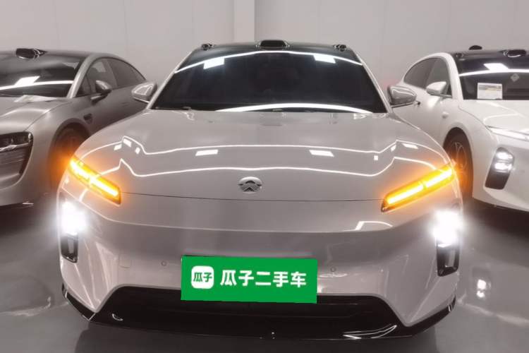 Used Nio ET5T 2025 75 kWh Touring Front