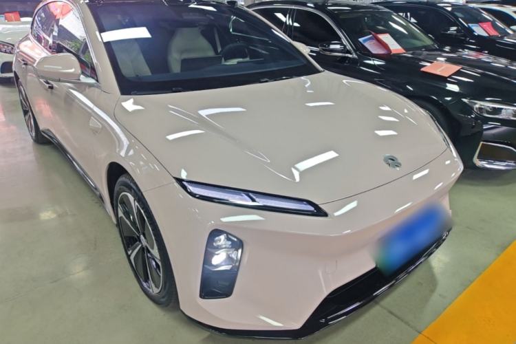 Used Nio ET5T 2025 75 kWh Touring Front Right 45 Deg