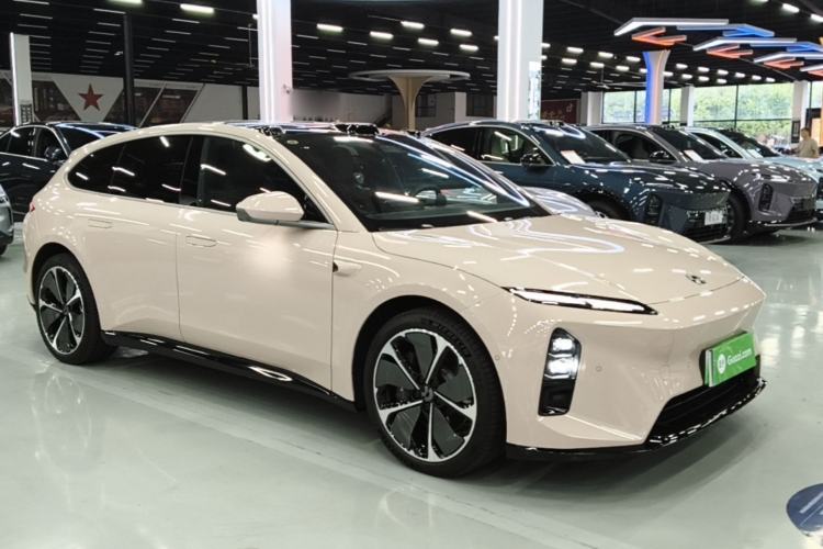 Used Nio ET5T 2025 75 kWh Touring Front Right 45 Deg