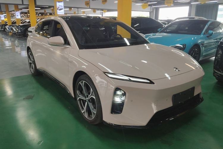 Used Nio ET5T 2025 75 kWh Touring Front Right 45 Deg