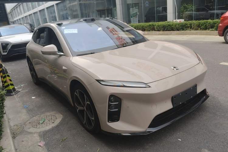 Used Nio ET5T 2025 75 kWh Touring Front Right 45 Deg