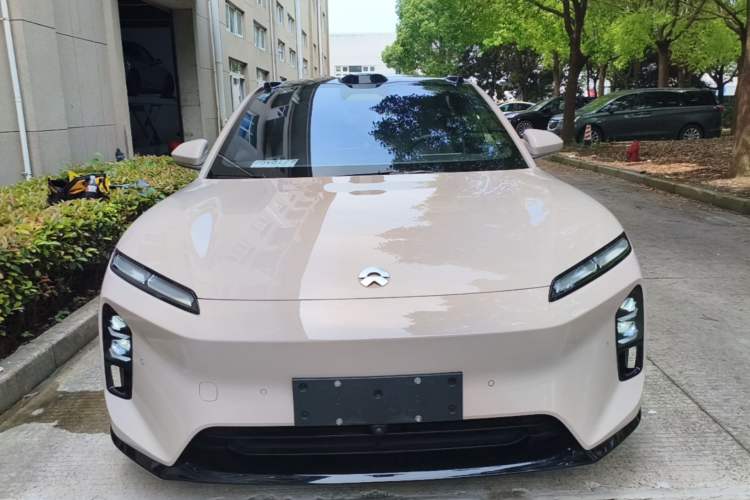 Used Nio ET5T 2025 75 kWh Touring Front