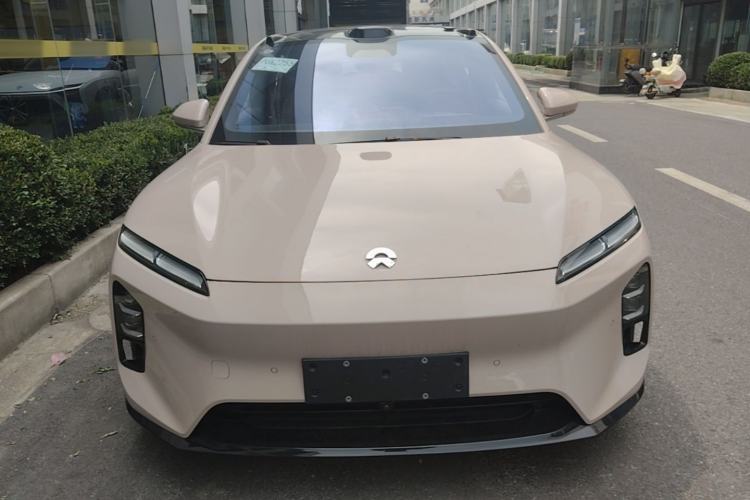 Used Nio ET5T 2025 75 kWh Touring Front