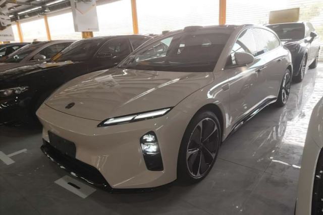 Used Nio ET5T 2025 75 kWh Touring