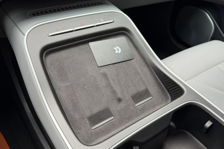 Used Nio ET5T 2025 75 kWh Touring Interior 1