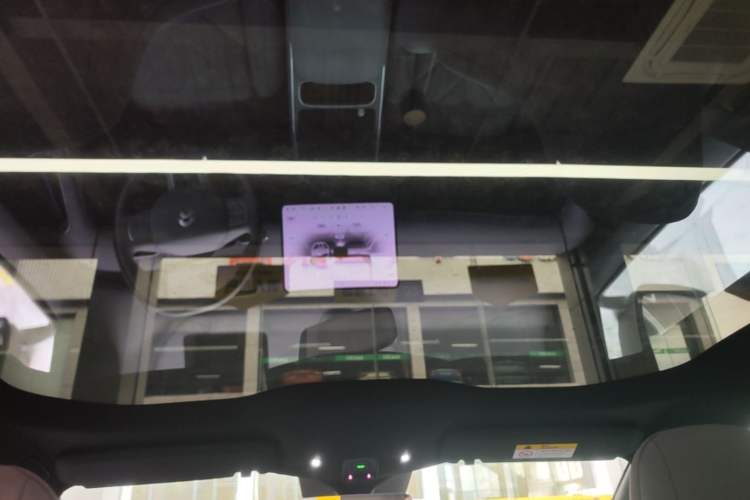 Used Nio ET5T 2025 75 kWh Touring Headliner