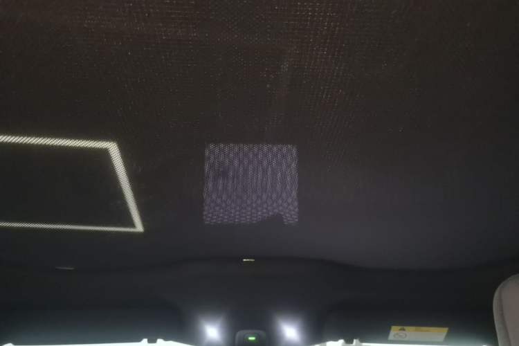 Used Nio ET5T 2025 75 kWh Touring Headliner
