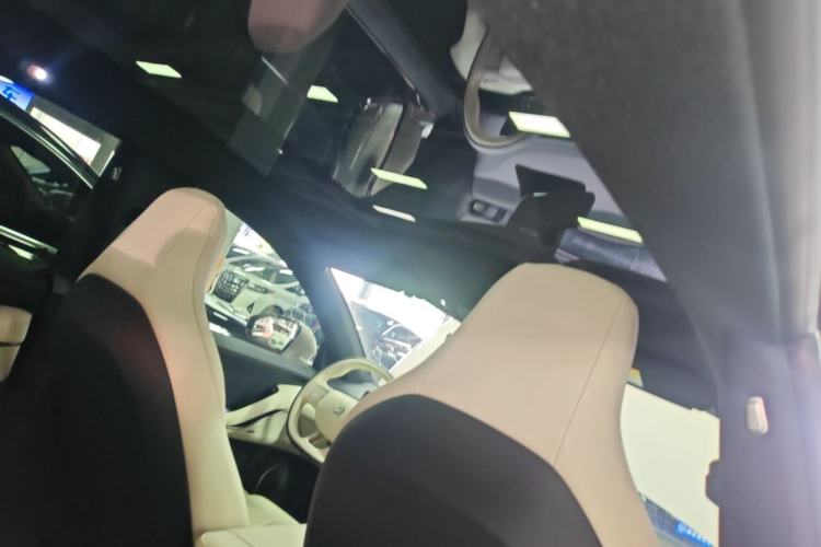 Used Nio ET5T 2025 75 kWh Touring Headliner