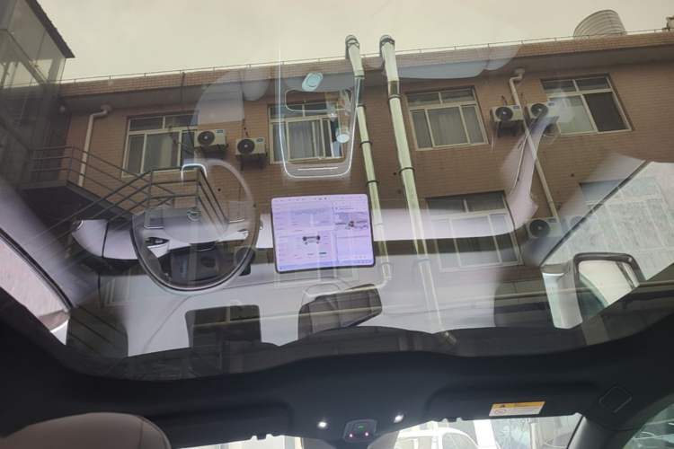 Used Nio ET5T 2025 75 kWh Touring Headliner