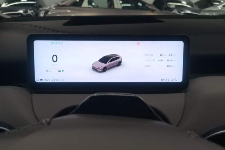 Used Nio ET5T 2025 75 kWh Touring Instrument Cluster