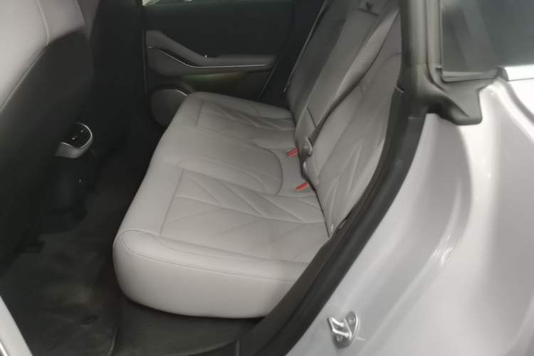 Used Nio ET5T 2025 75 kWh Touring Left Rear Seat