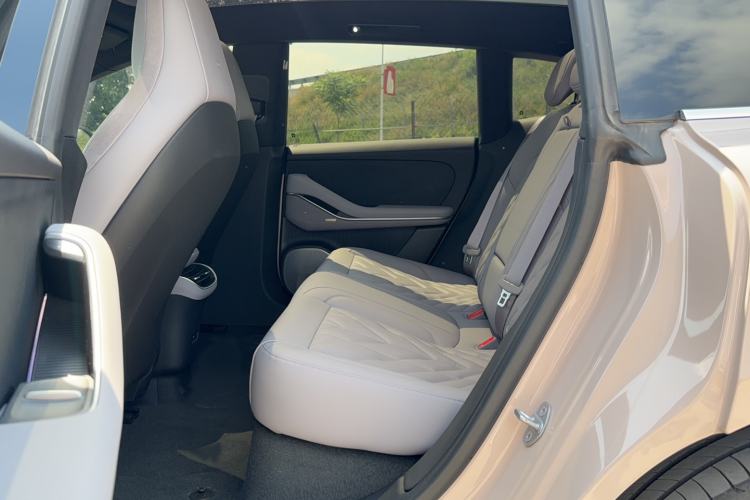 Used Nio ET5T 2025 75 kWh Touring Left Rear Seat