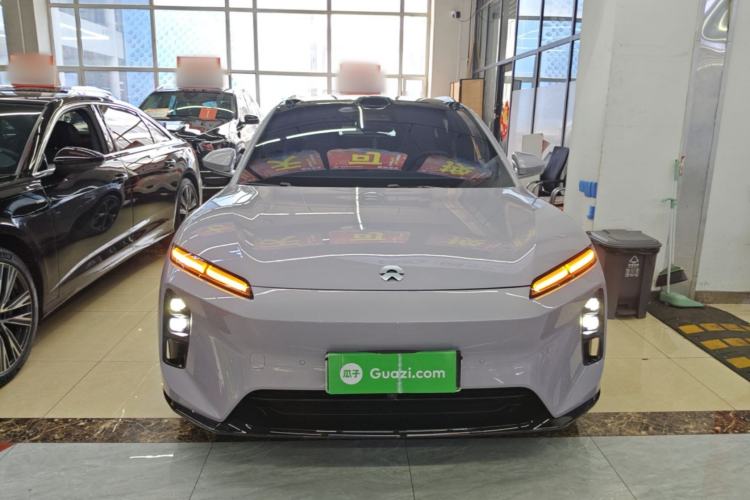 Used Nio ET5T 2025 75 kWh Touring Front