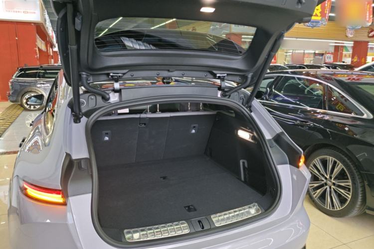 Used Nio ET5T 2025 75 kWh Touring Trunk