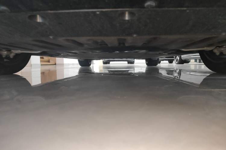 Used Nio ET5T 2025 75 kWh Touring Chassis Front