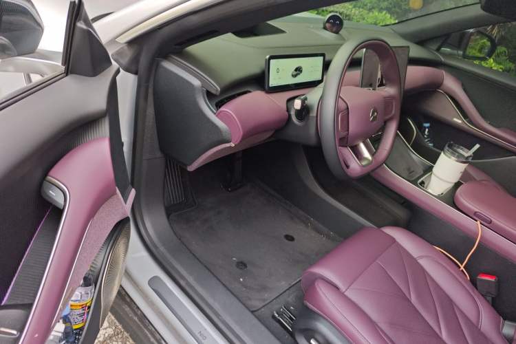 Used Nio ET5T 2025 75 kWh Touring Driver Seat