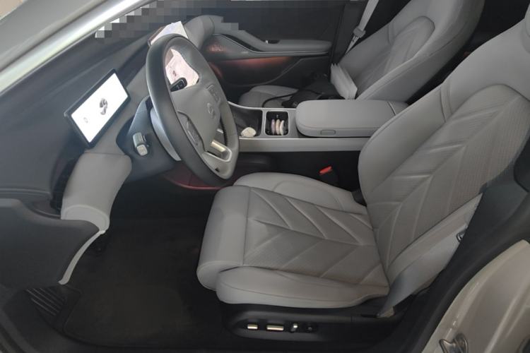Used Nio ET5T 2025 75 kWh Touring Left Front Seat