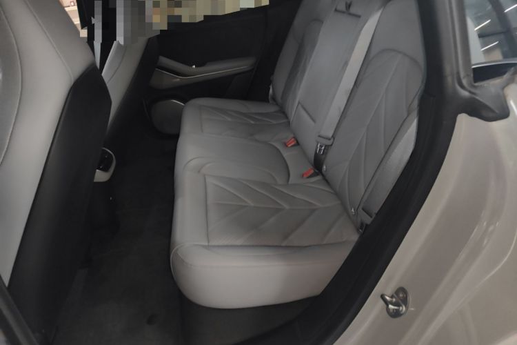 Used Nio ET5T 2025 75 kWh Touring Left Rear Seat