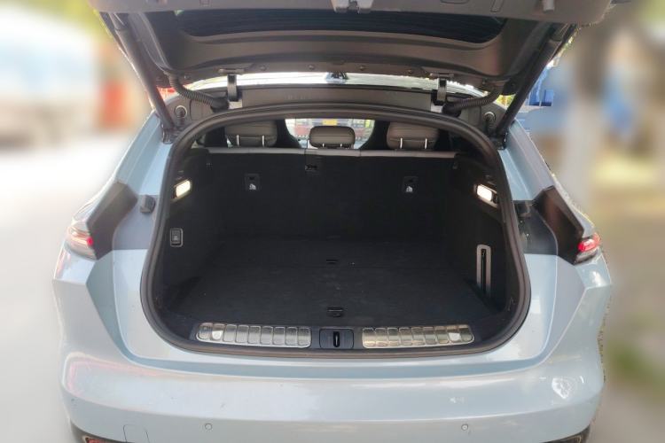 Used Nio ET5T 2025 75 kWh Touring Trunk