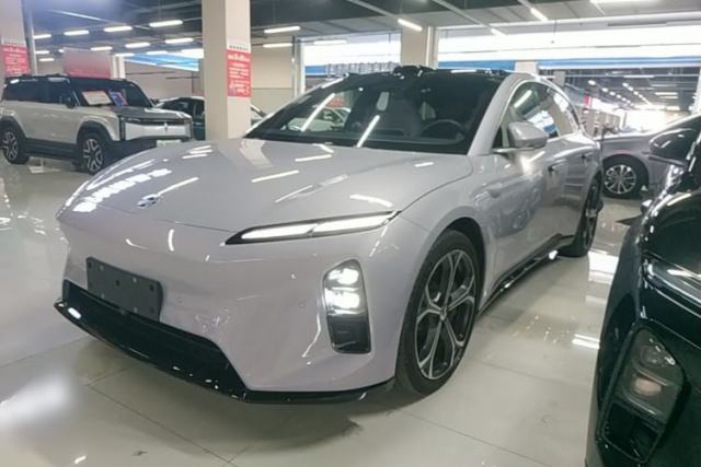 Used Nio ET5T 2025 75 kWh Touring