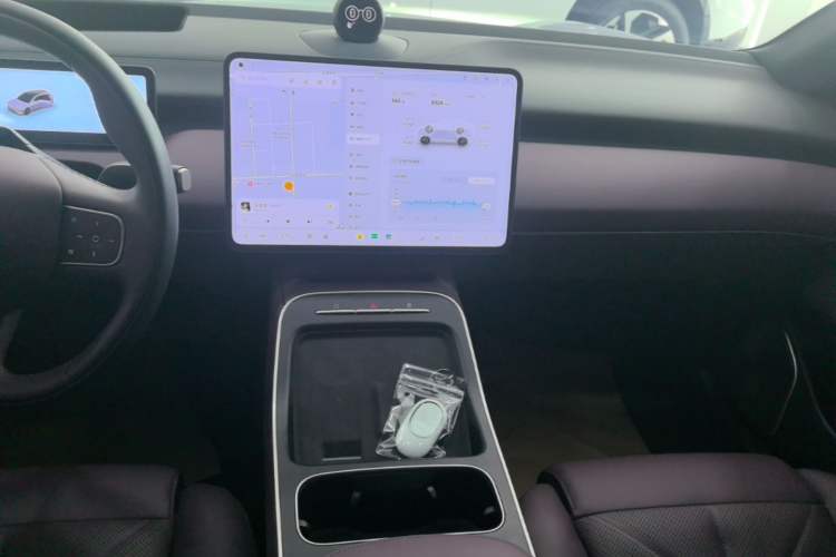 Used Nio ET5T 2025 75 kWh Touring Audio And AC Panel