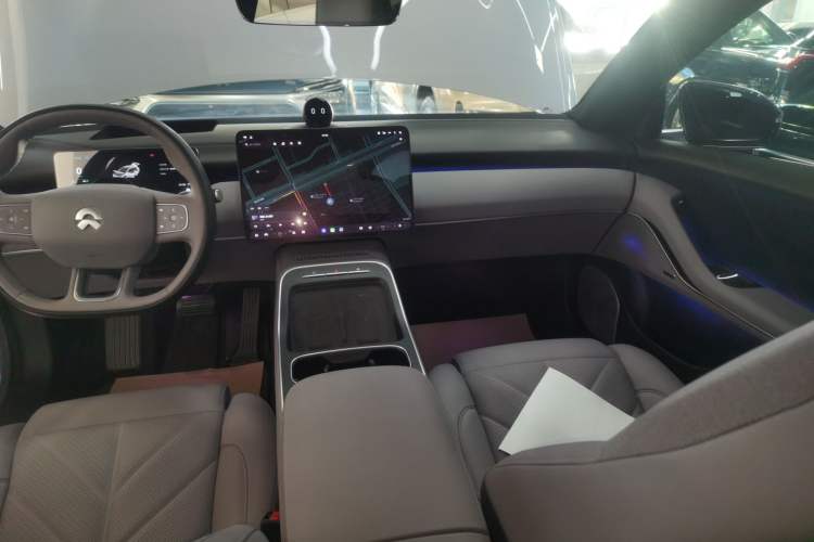 Used Nio ET5T 2025 75 kWh Touring Audio And AC Panel