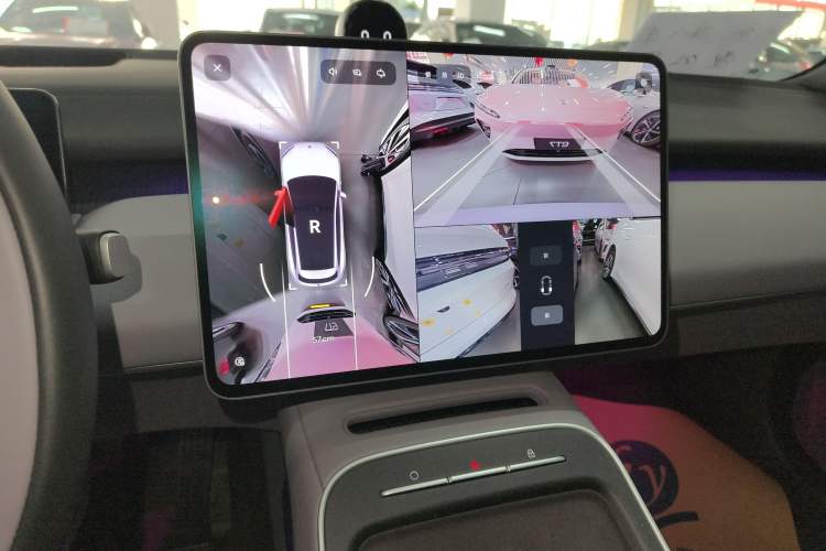 Used Nio ET5T 2025 100kWh Touring Audio And AC Panel