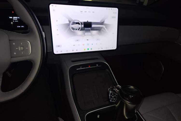 Used Nio ET5T 2025 100kWh Touring Audio And AC Panel