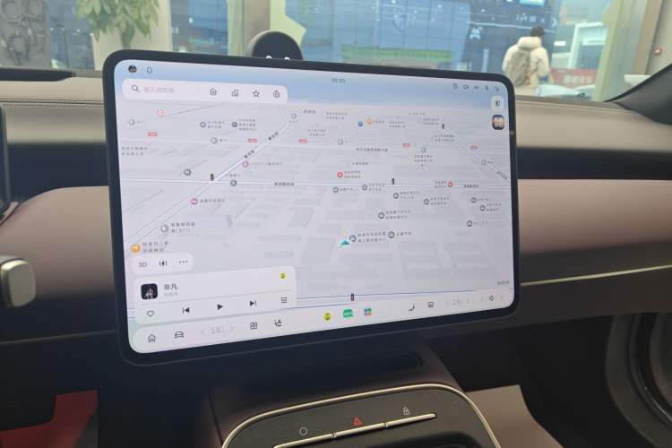 Used Nio ET5T 2025 75 kWh Touring Audio And AC Panel