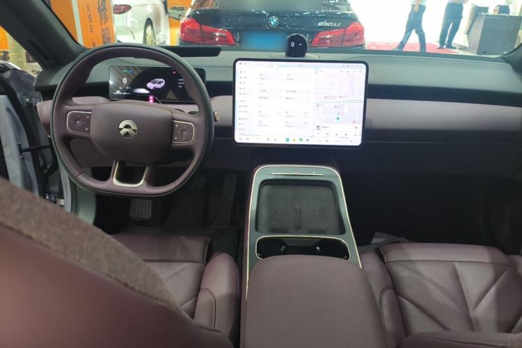 Used Nio ET5T 2025 Model Remote Sky Limited Edition 100kWh Touring Center Console