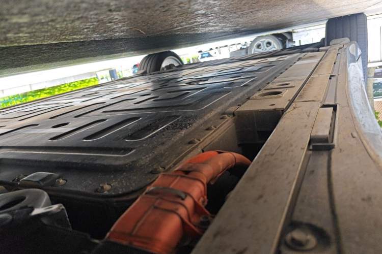 Used Nio ET5T 2025 75 kWh Touring Chassis Front Right