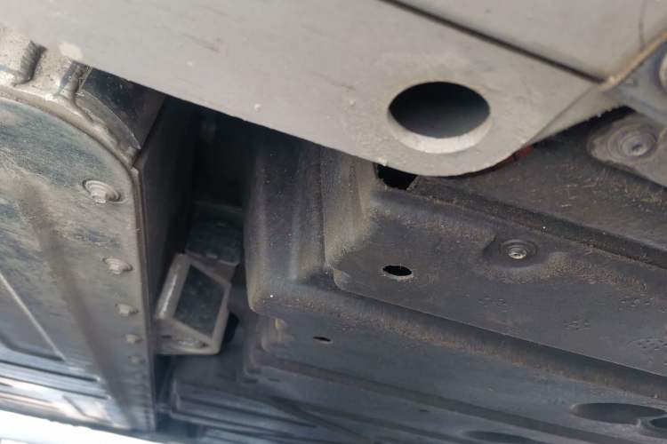 Used Nio ET5T 2025 75 kWh Touring Chassis Rear Left