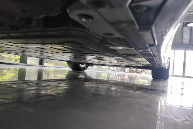 Used Nio ET5T 2025 75 kWh Touring Chassis Rear Right
