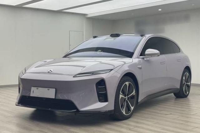Used Nio ET5T 2025 75 kWh Touring