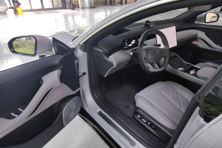 Used Nio ET5T 2025 75 kWh Touring Driver Seat