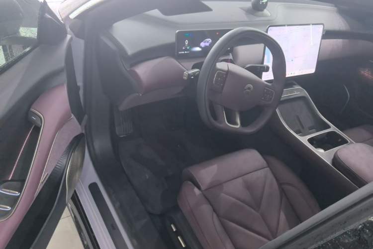 Used Nio ET5T 2025 Model Remote Sky Limited Edition 100kWh Touring Driver Seat