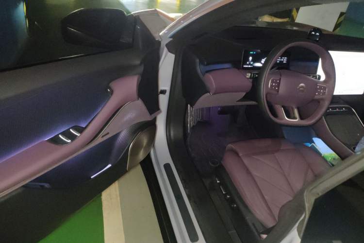 Used Nio ET5T 2025 75 kWh Touring Driver Seat