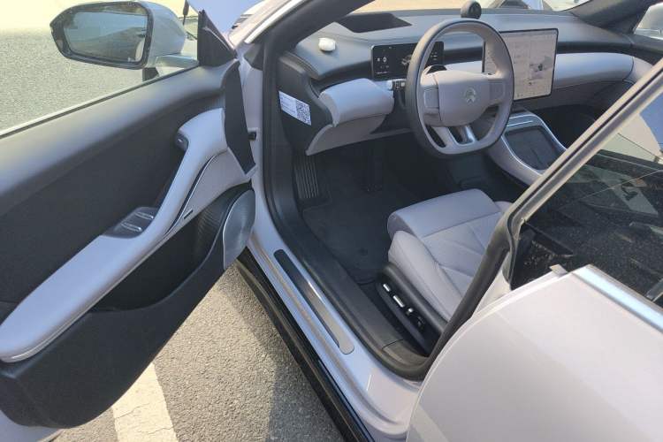 Used Nio ET5T 2025 75 kWh Touring Driver Seat