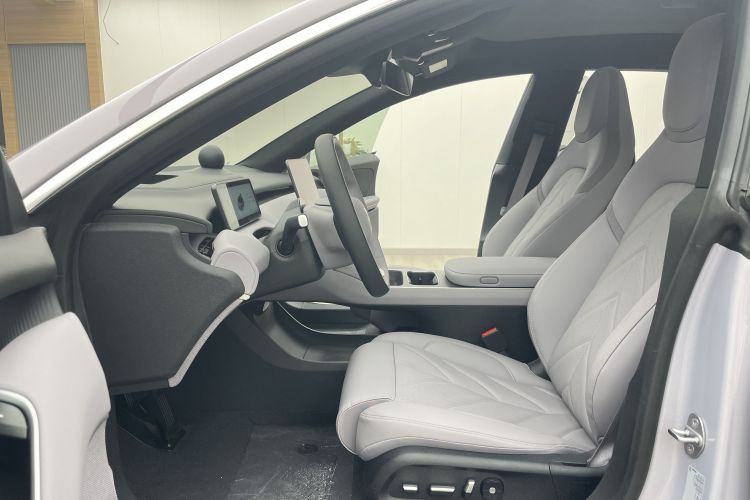 Used Nio ET5T 2025 75 kWh Touring Driver Seat