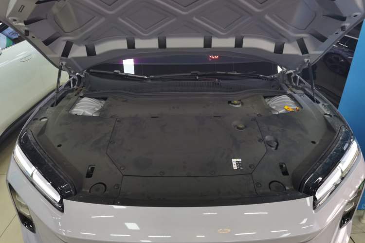 Used Nio ET5T 2025 75 kWh Touring Engine Bay