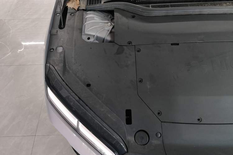 Used Nio ET5T 2025 75 kWh Touring Engine Bay Right