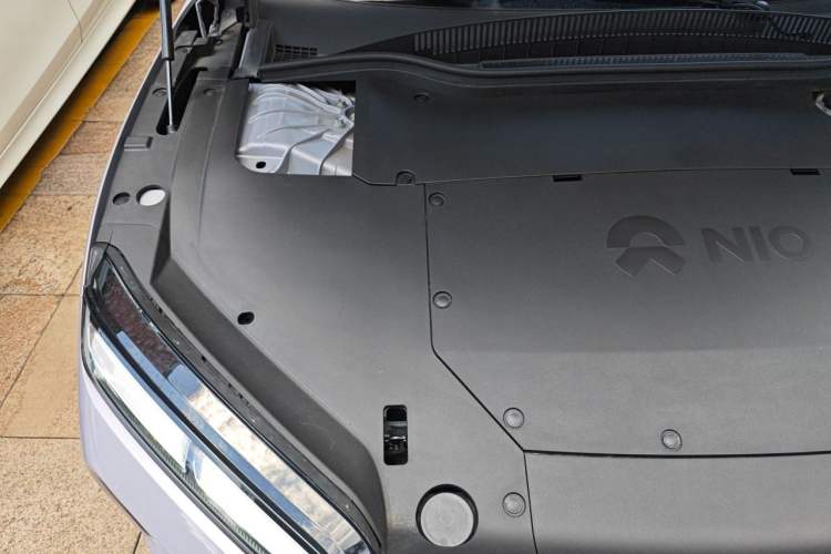 Used Nio ET5T 2025 75 kWh Touring Engine Bay Right